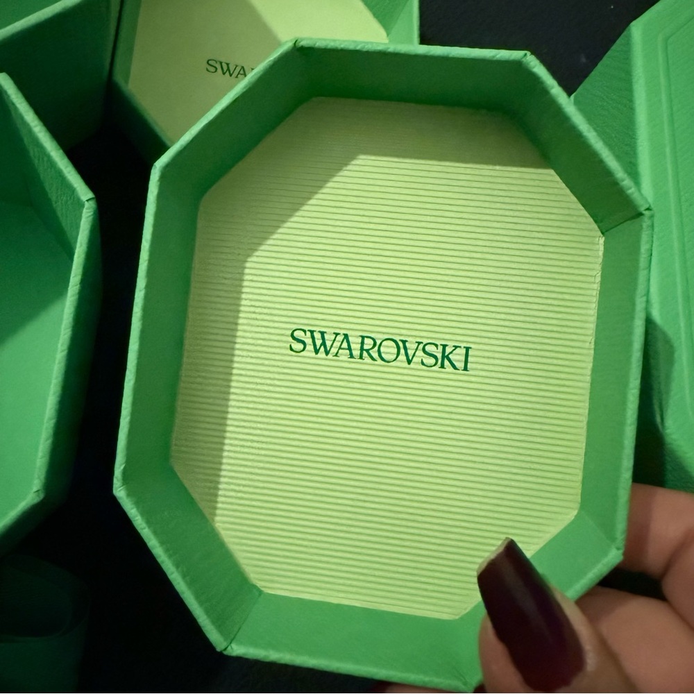 Swarovski Green Octagonal Boxes - Picture 8 of 9